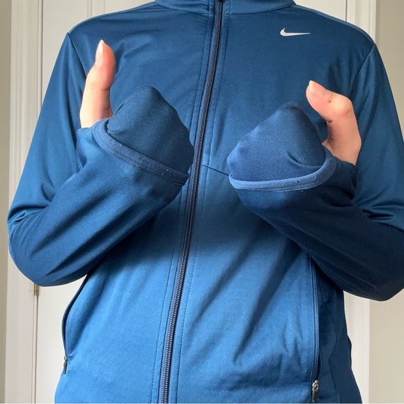 Nike Element Blue Running Jacket - Picture 3 of 12